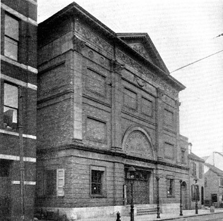 Image of Musical Fund Hall. Musical Fund Hall. King, Moses. Philadelphia and Notable Philadelphians. (New York: Blanchard Press, Isaac H. Blanchard Co., 1901), p. 15. Image courtesy The Atheneum of Philadelphia.